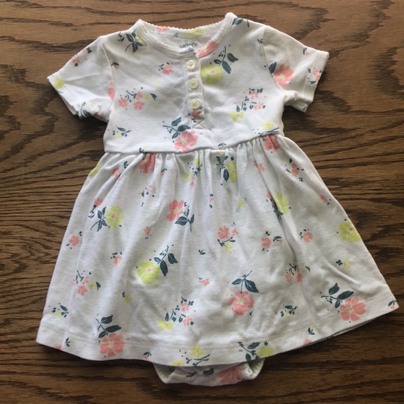 Carter’s Baby Girl’s Dress Bundle - Picture 2 of 10